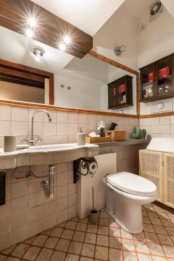 Cozy House In Naviglio Grande - Homy Apartments มิลาน ภายนอก รูปภาพ